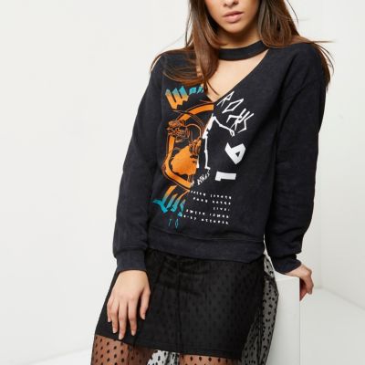 Black splice print choker sweatshirt